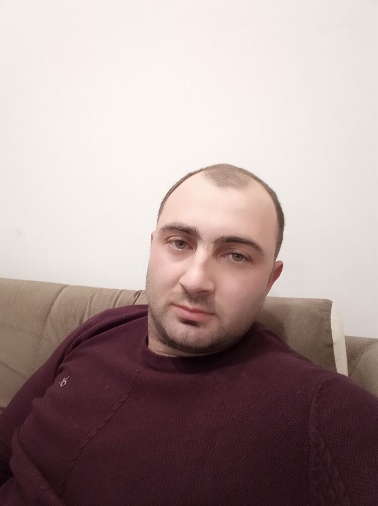  14530713  , 34 ,    