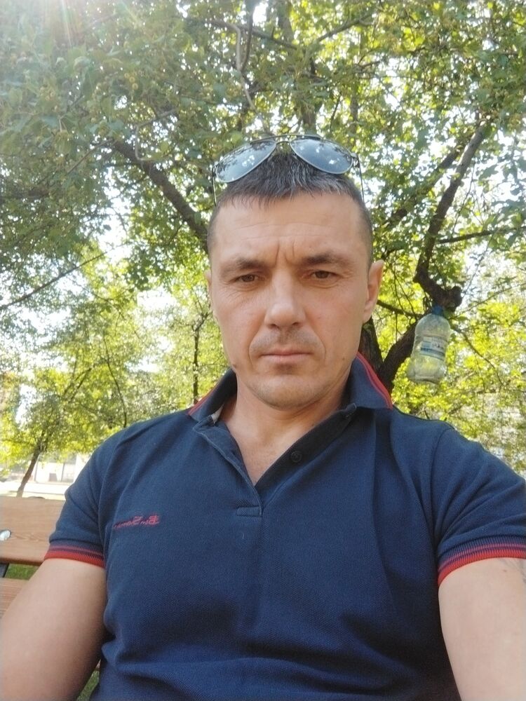  ,   Ruslan, 41 ,   ,   