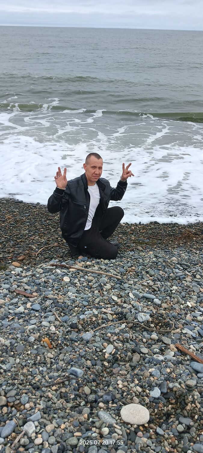  54208683  Alex, 37 ,    