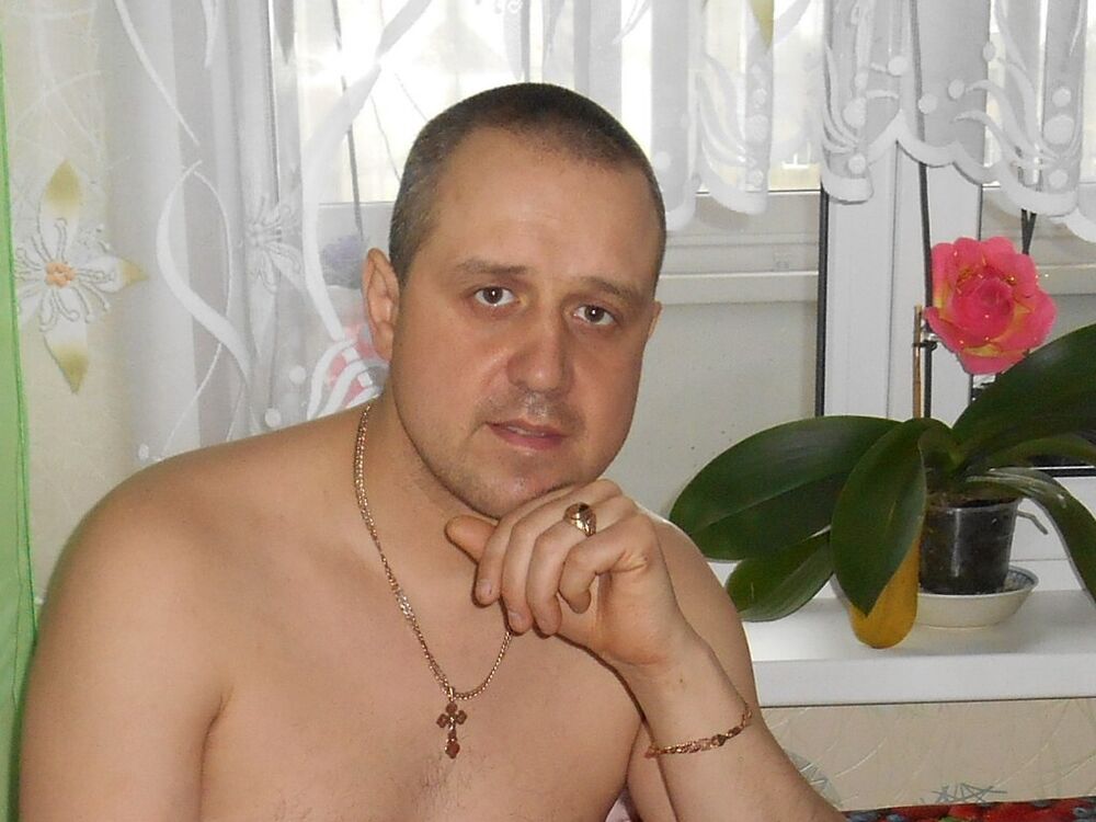  52036933  Yuri, 40 ,    