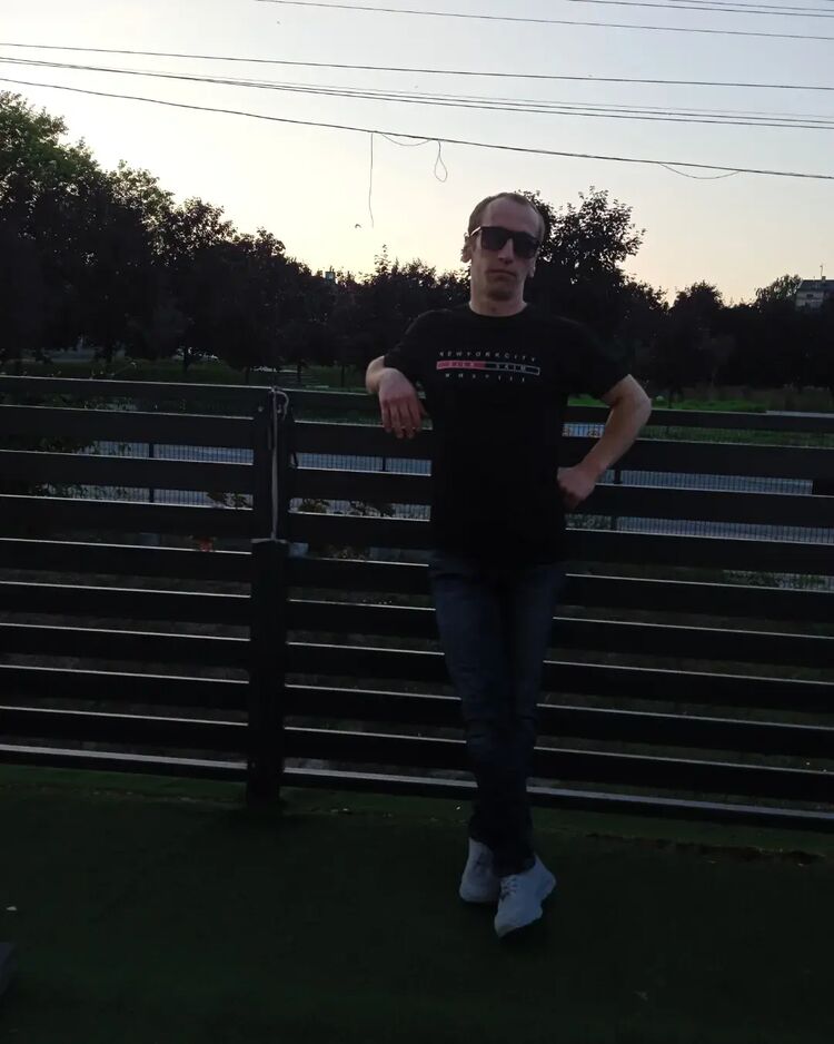  ,   Volodymir, 25 ,   ,   