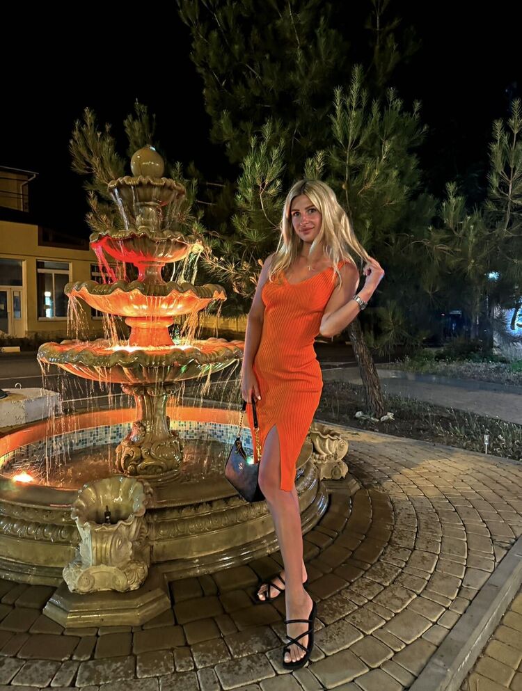  53977273  , 31 ,    --