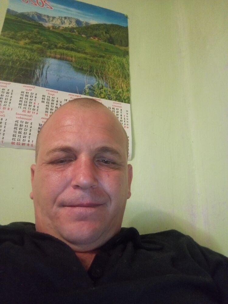  ,   Andrij, 38 ,   ,   