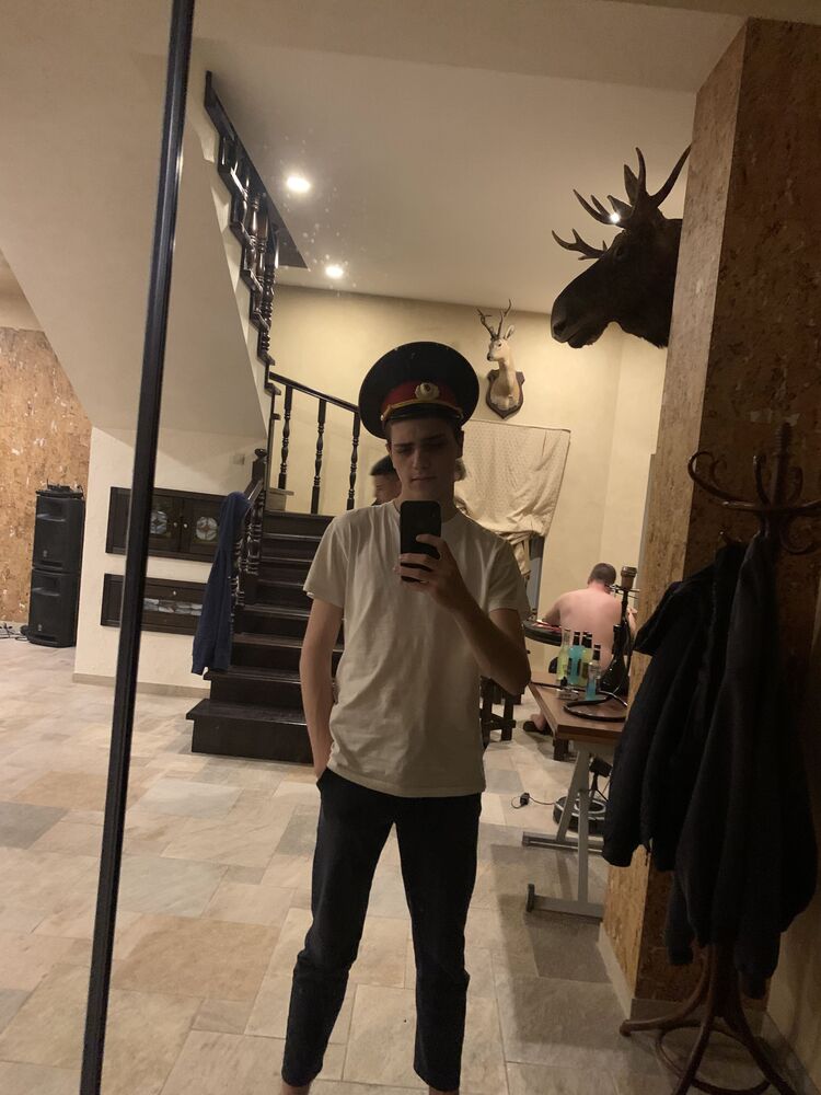  52913823  , 21 ,    