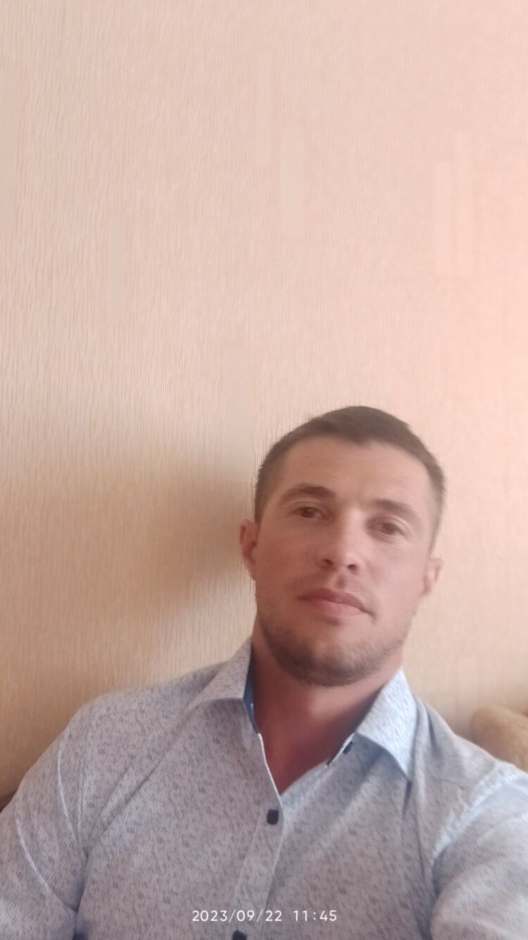  40409663  , 33 ,    