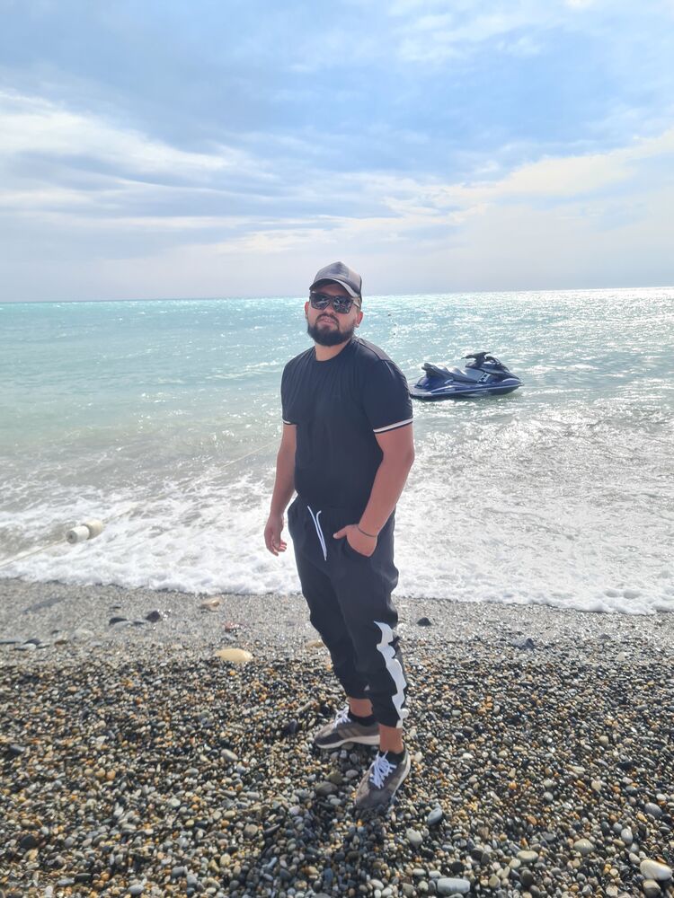  44485873  Ivan, 29 ,    