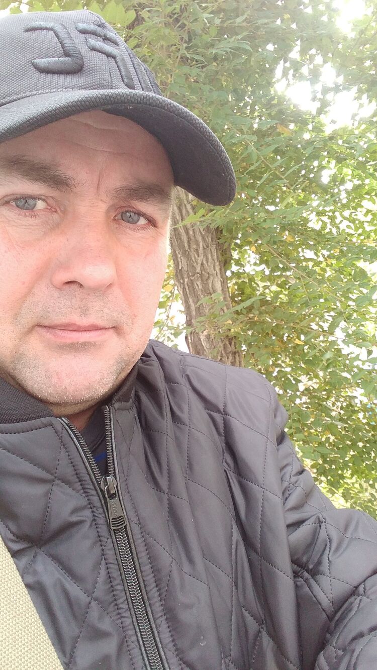  42241193  Aleksandr, 45 ,    