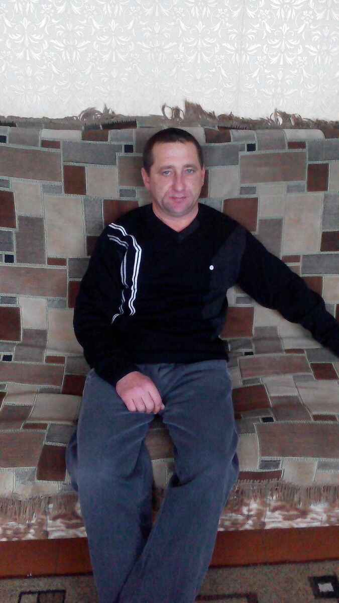  8960543  Dima, 47 ,    