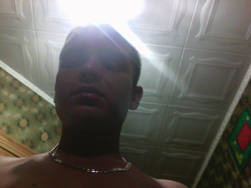  ,   Alekx, 34 ,   
