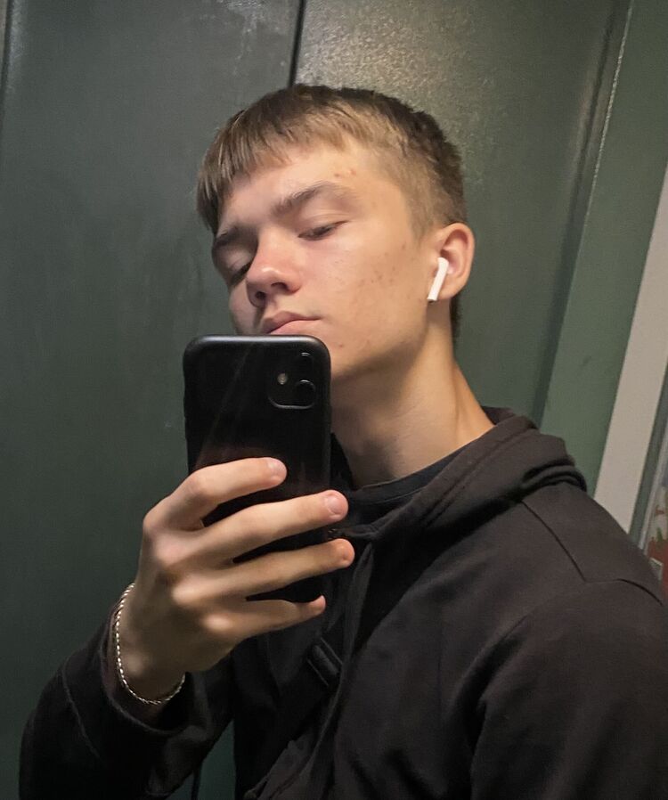  44904673  , 19 ,    