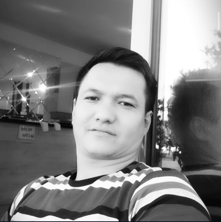  52948763  Ulugbek, 35 ,    