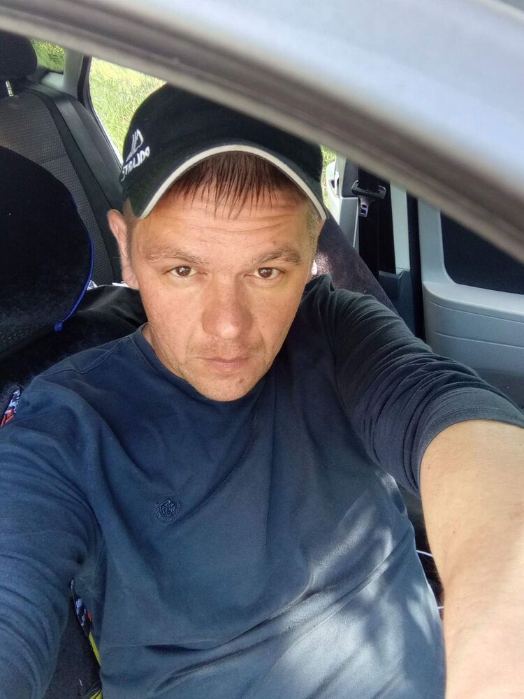  41890953  Vitaly, 38 ,    