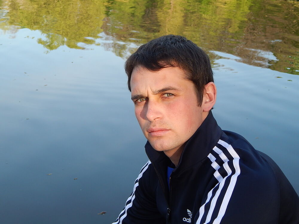  ,   Sergey, 33 ,  