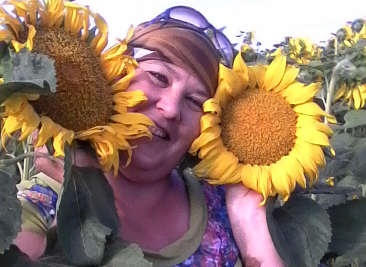  34911313  Galina, 52 ,    