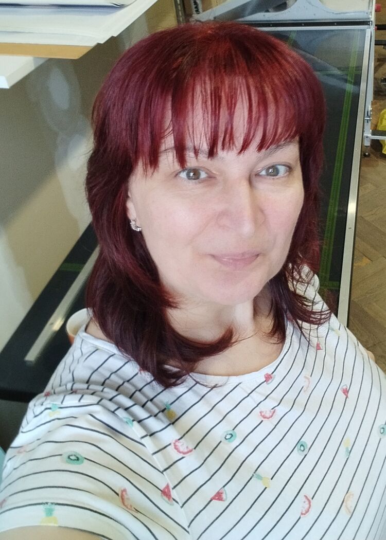  54182843  Irina, 47 ,    Nove Mesto Na Morave