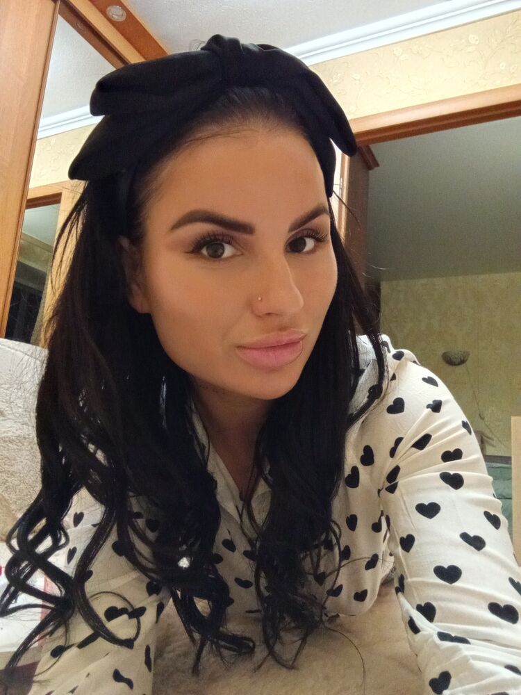  ,   Tanya, 33 ,   ,   