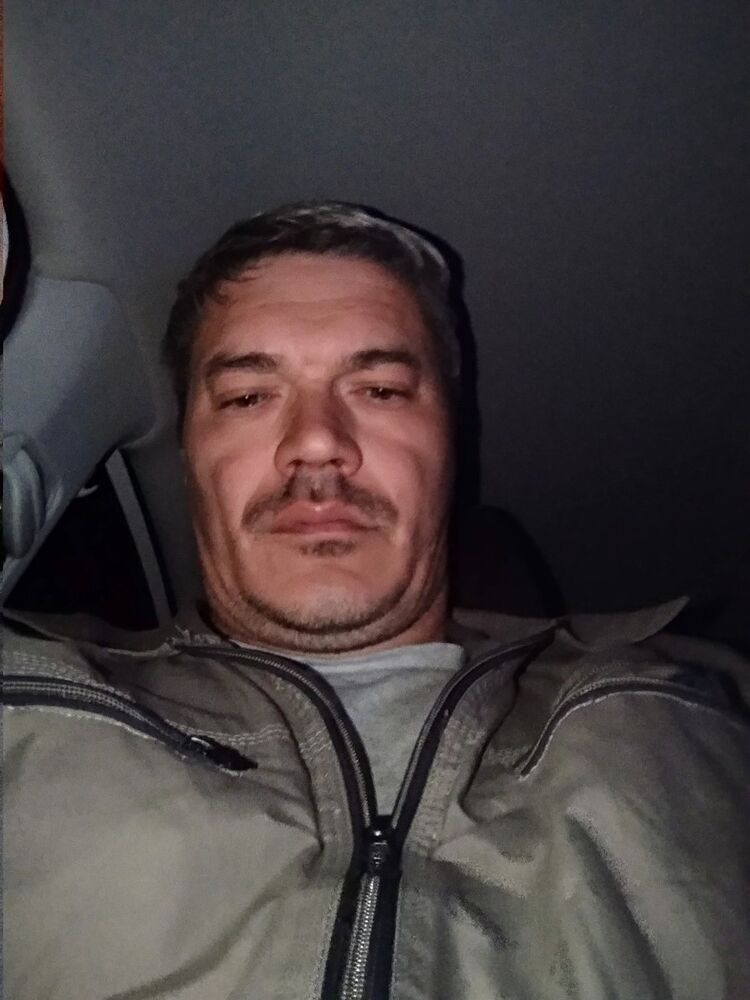  13716583   , 51 ,    
