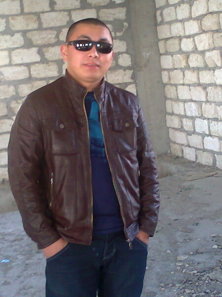  ,   Azamat, 37 ,  