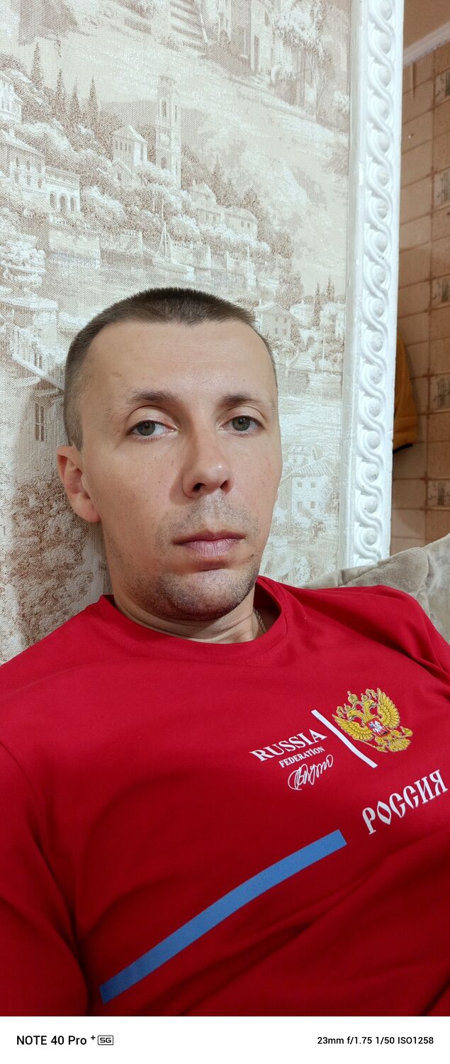  ,   Ruslan, 37 ,   ,   , c 
