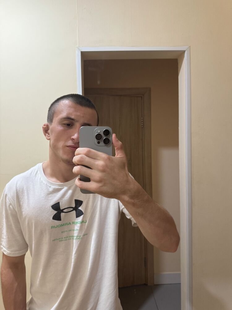  46901133  , 24 ,    