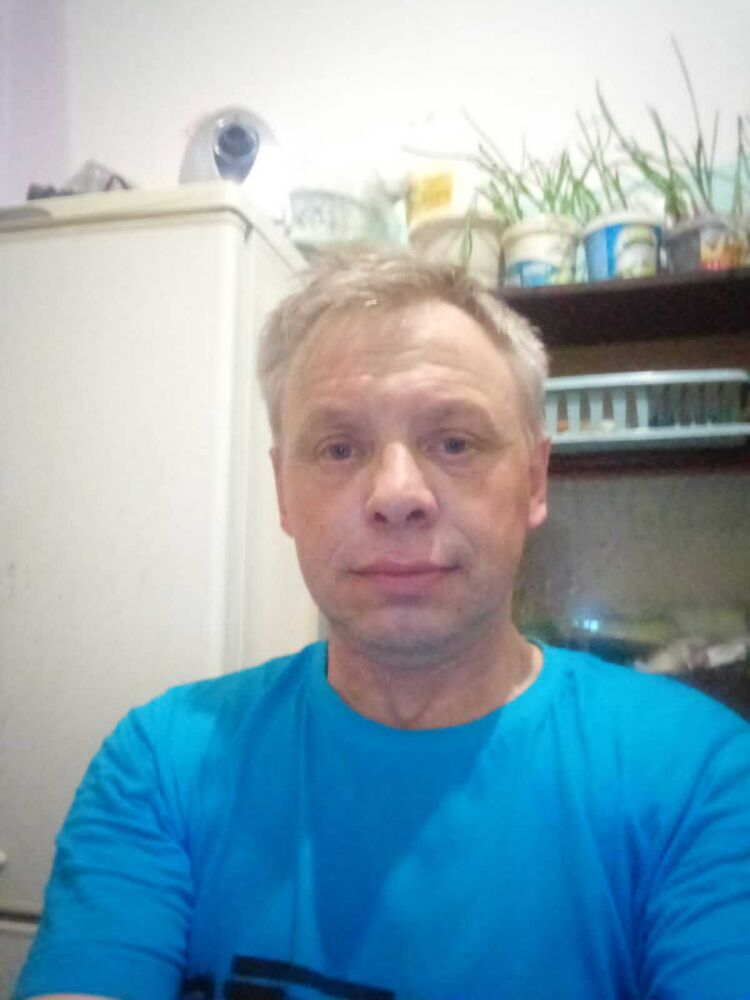  28227463  , 52 ,    