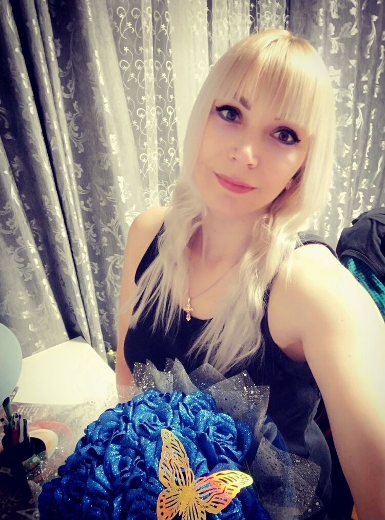  45129603  Natali, 41 ,    