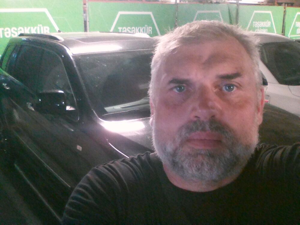 52658083  Volo vlad, 44 ,    