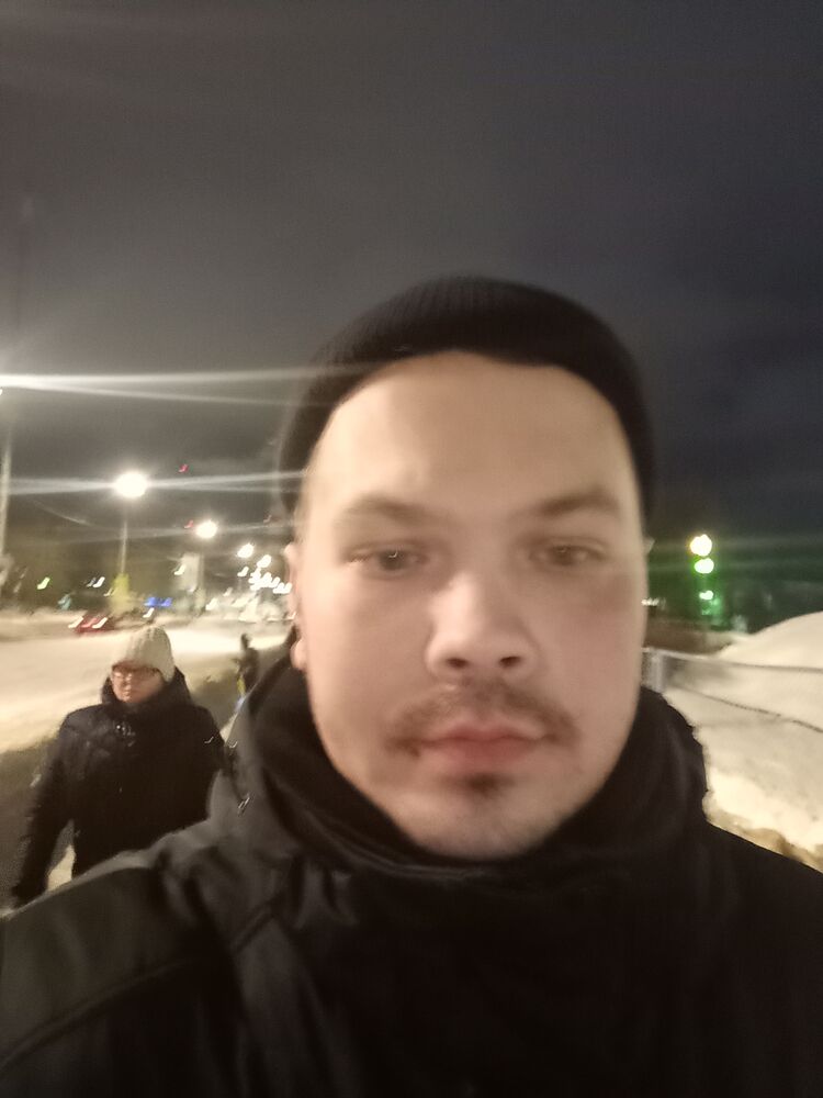  41331423  Vitaly, 33 ,    