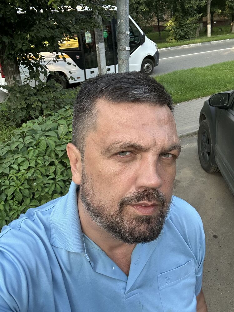  52817043  , 42 ,    