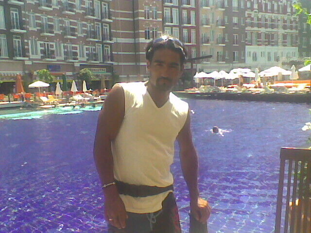  20369613  Ahmet, 49 ,    