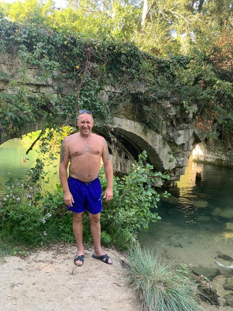  ,   Vladimir, 48 ,     , c 