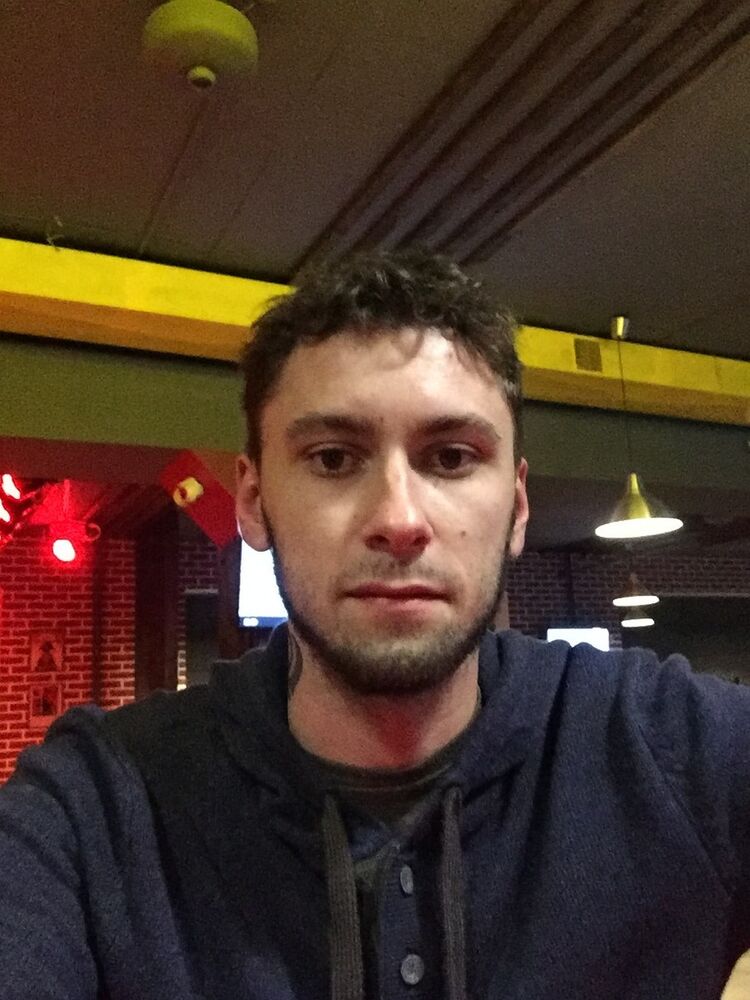  ,   Valeriy, 32 ,   , 