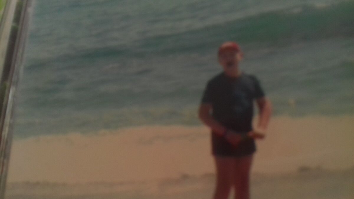  18549753  Mark, 28 ,    