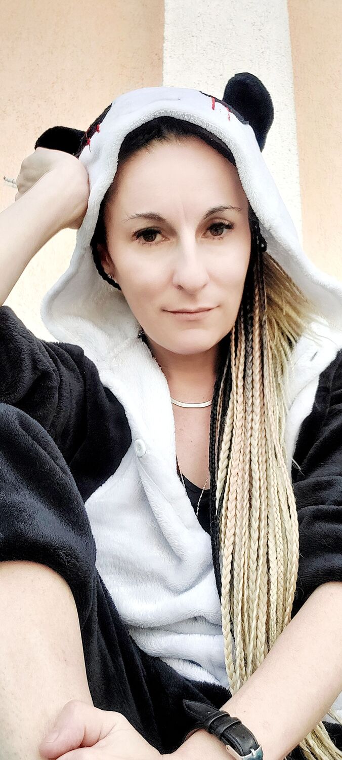  --,   Syuzanna, 42 ,  