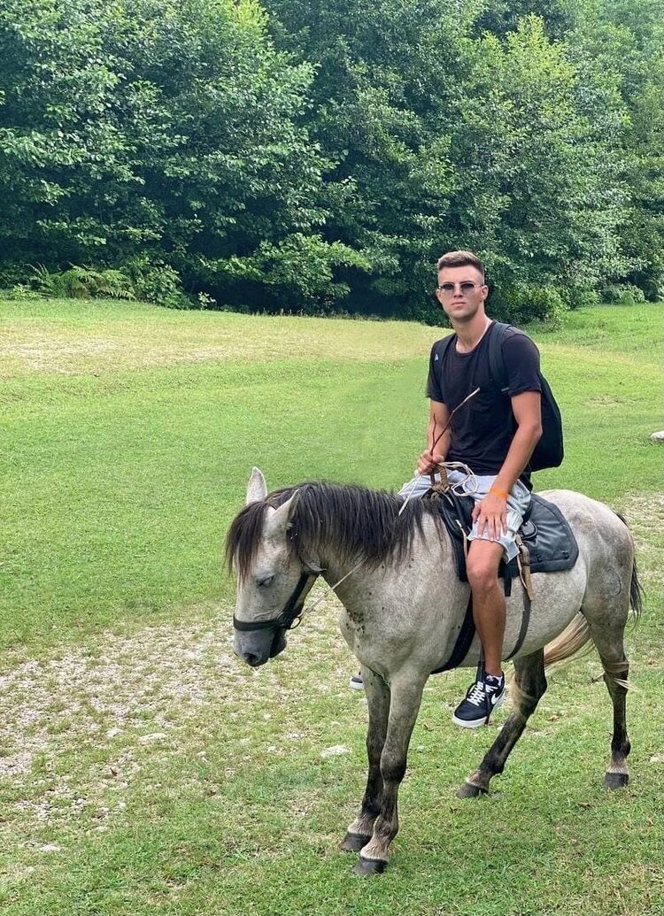  44800623  Ivan, 28 ,    