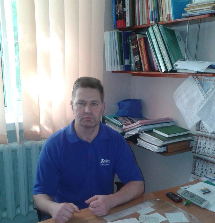  30141423  Nik, 48 ,    