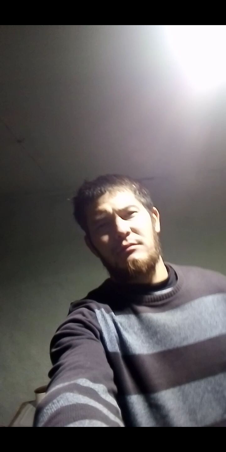  35984943  Roman, 35 ,    