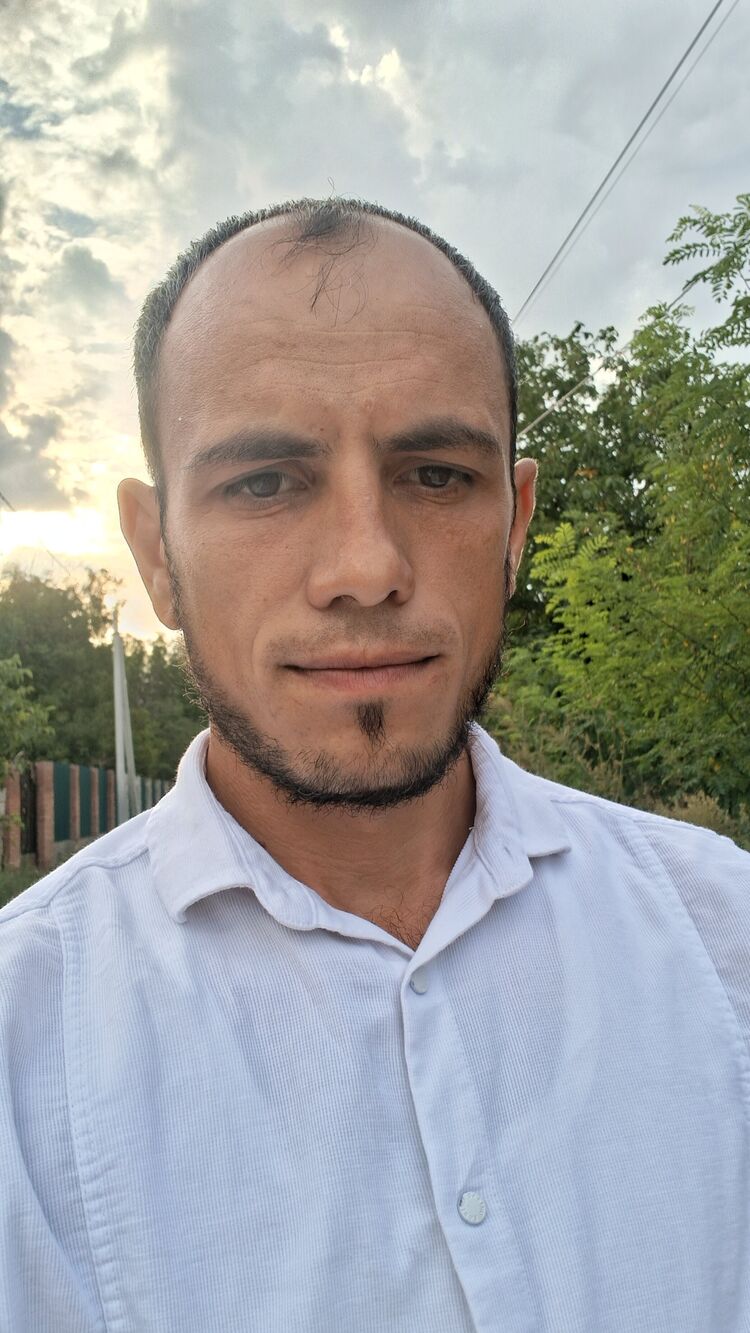  ,   Dima, 32 ,   ,   