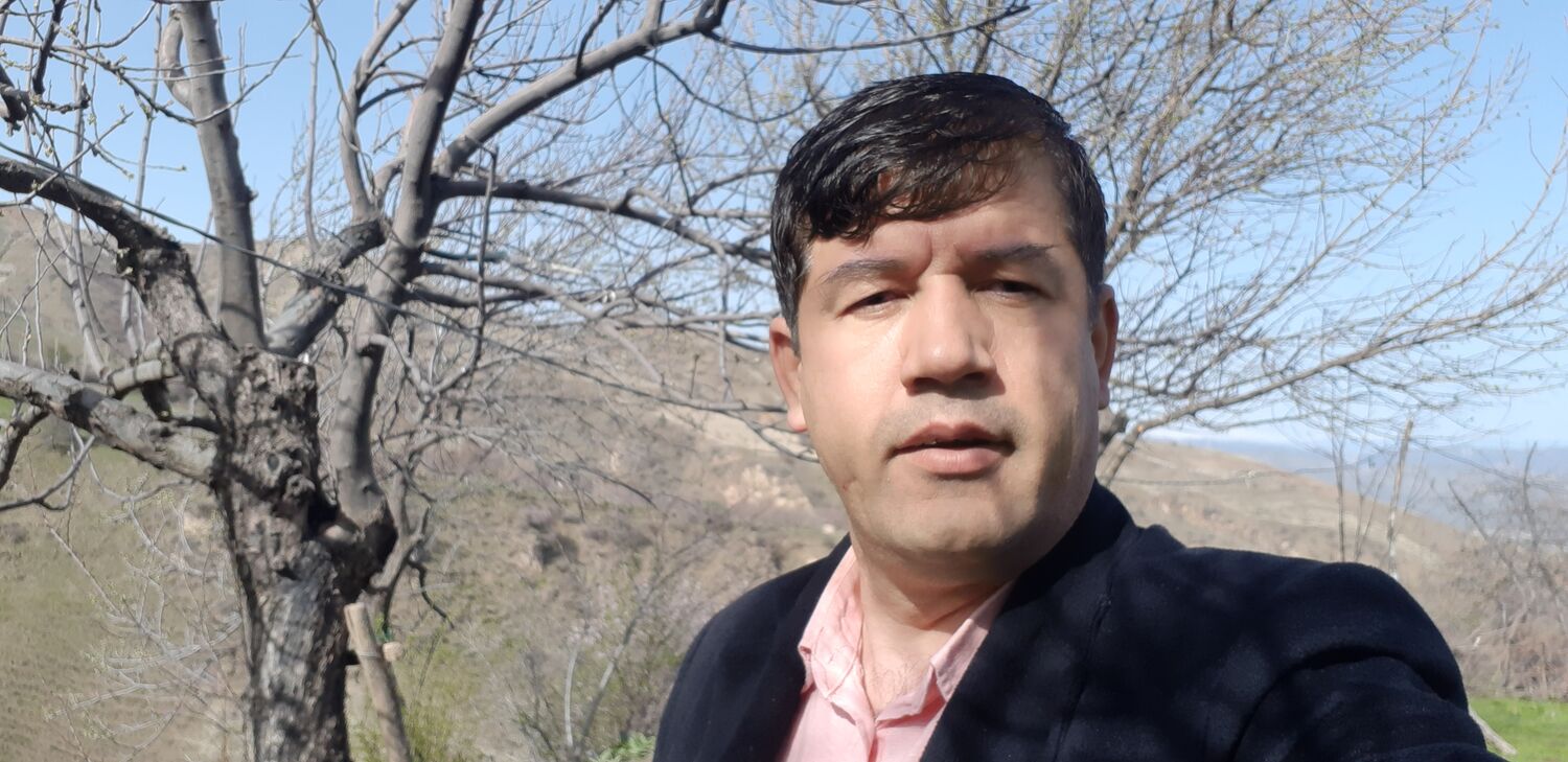  22672023  Alik, 46 ,    