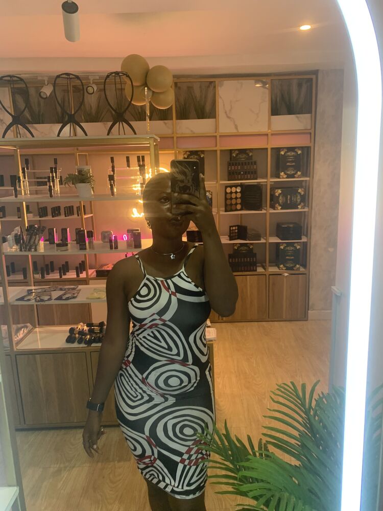  Lagos,   Stella, 21 ,   c 