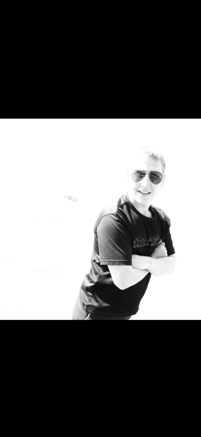  ,   Vladislav, 29 ,   ,   , c , 
