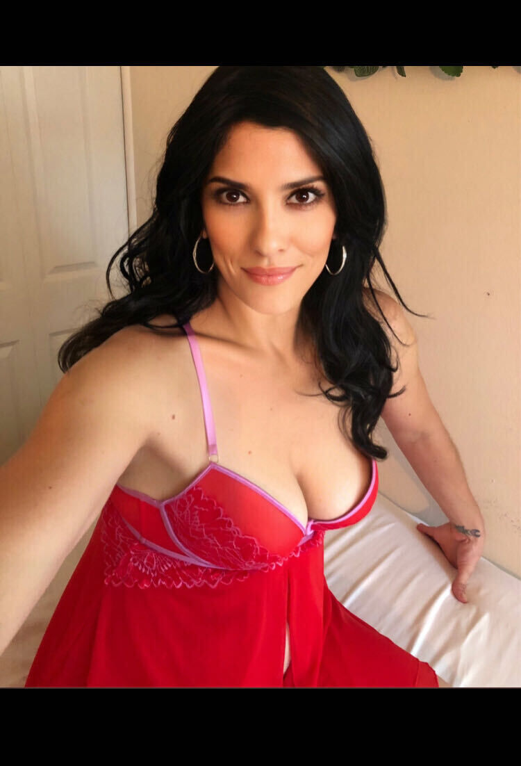  ,   Wendy, 30 ,   ,   