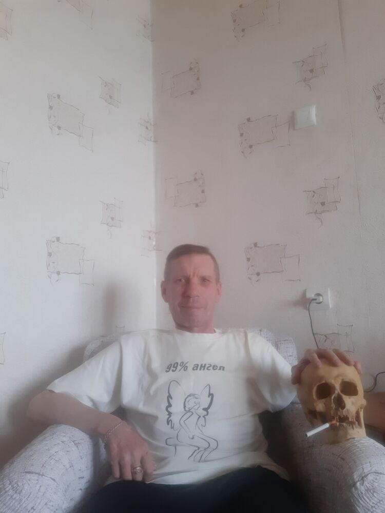  43852913  MISHANYA, 54 ,    