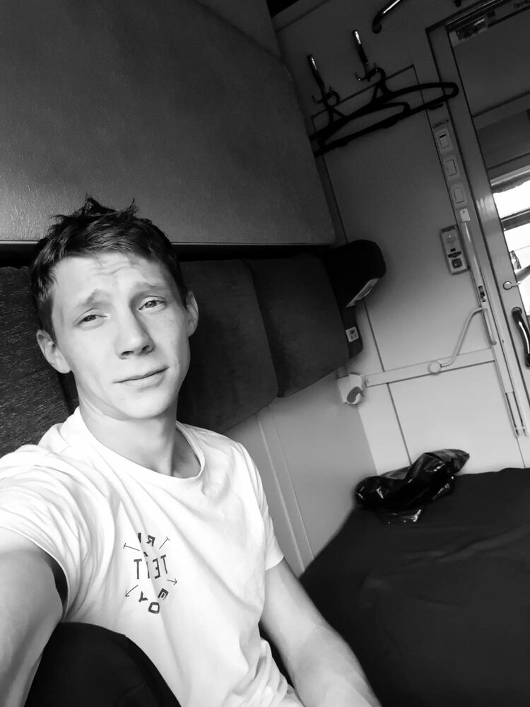  45325413  Evgeny, 30 ,    