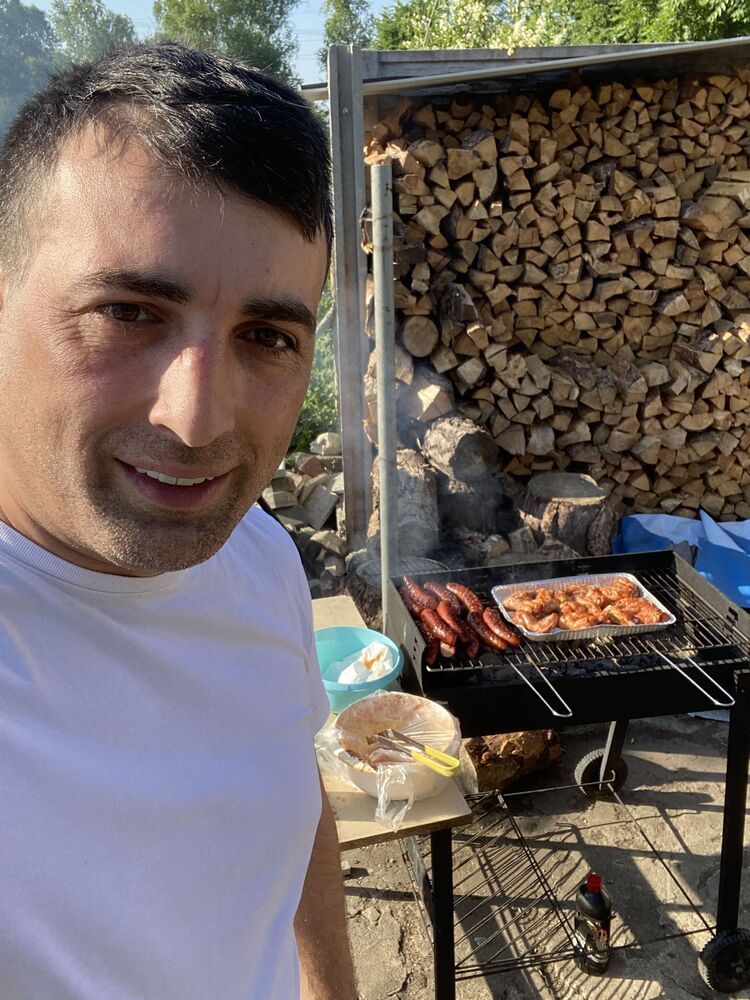  25242943  , 39 ,    