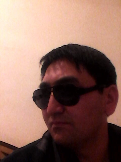 Port Louis,   Edik, 45 ,   ,   , c 