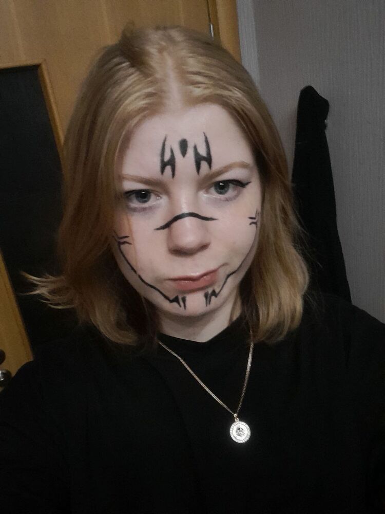  ,   Maria, 20 ,  
