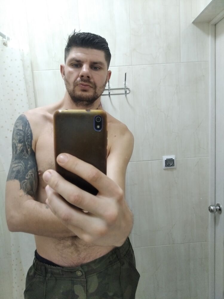  ,   Artem, 35 ,     , c , 