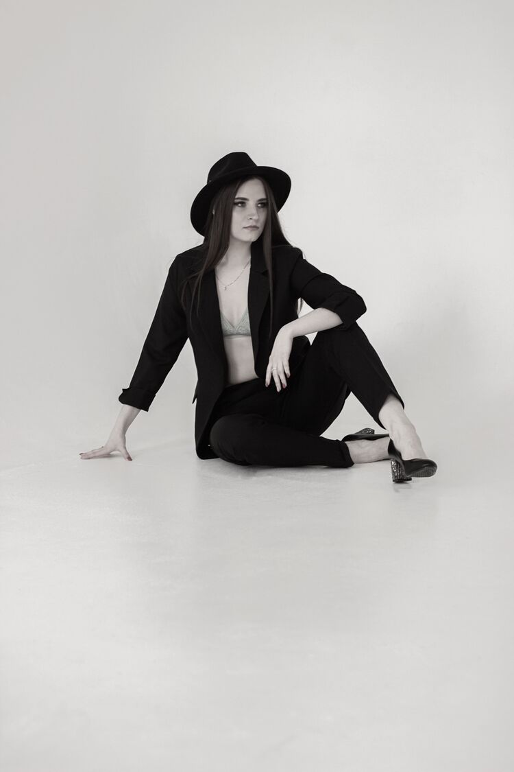 ���� 27816113 ������� Tory, 31 ���, ���� ���������� � ��������