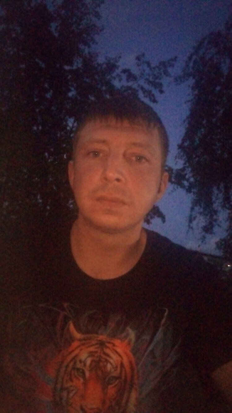  45684703  , 32 ,    